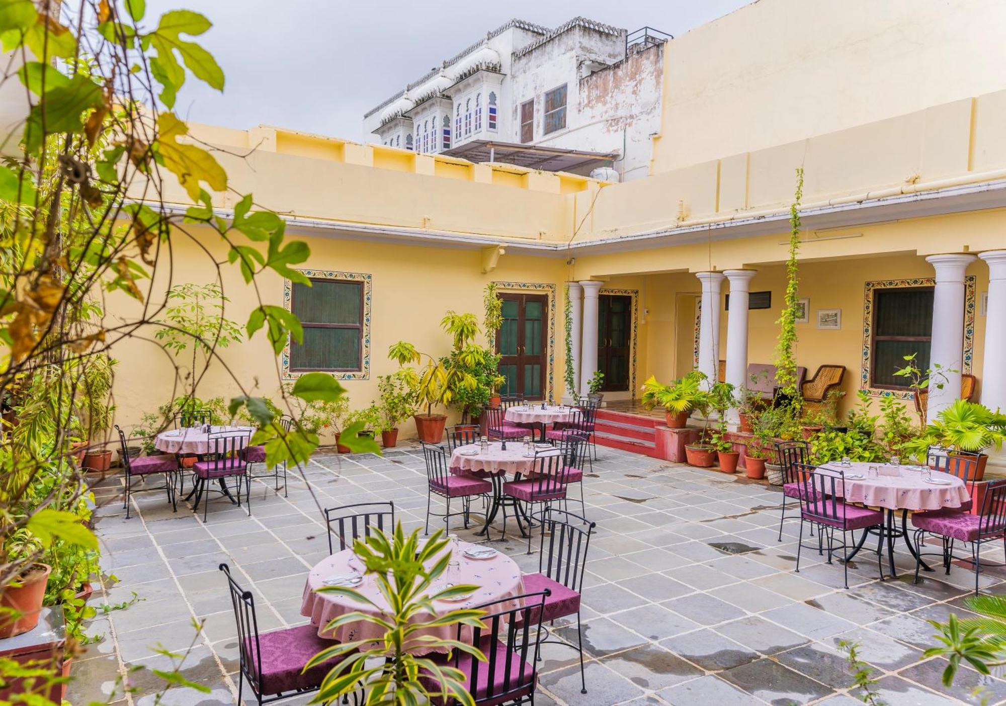 Kalyan Villa Homestay Udaipur Luaran gambar