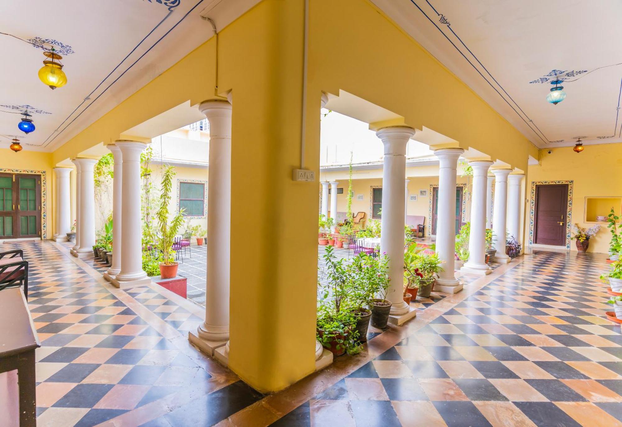 Kalyan Villa Homestay Udaipur Luaran gambar